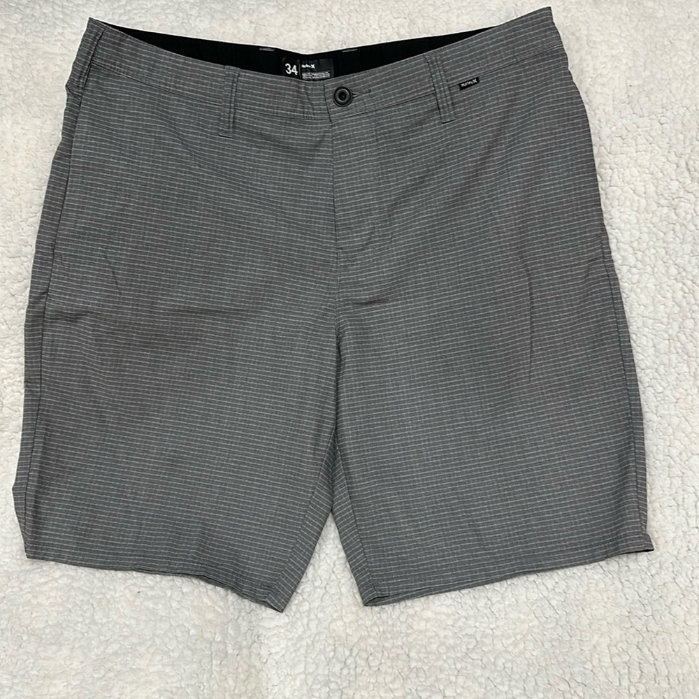 Hurley hybrid shorts patterned 34